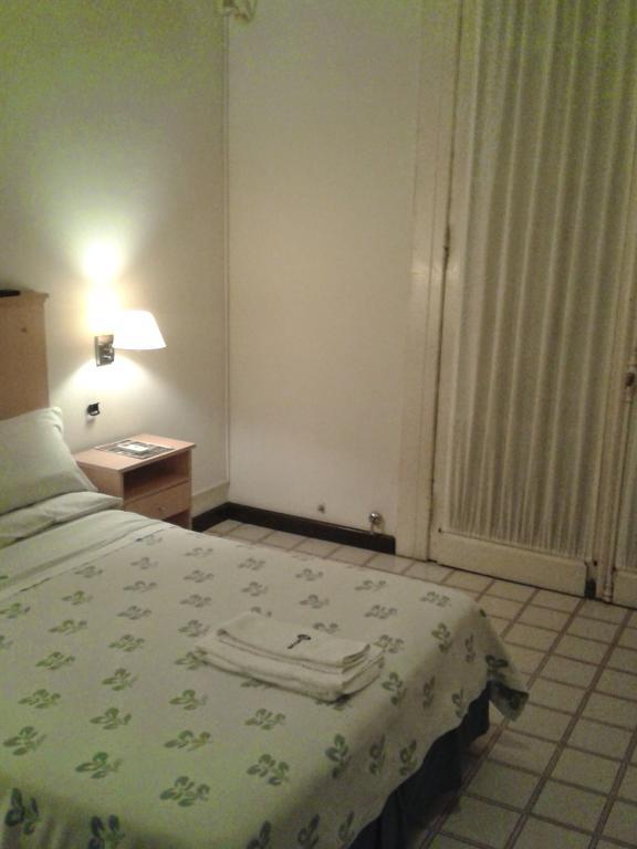 Mari Plaza Hotel Buenos Aires Ngoại thất bức ảnh