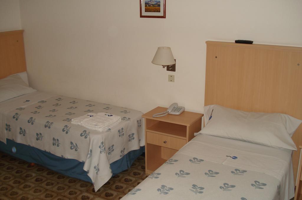 Mari Plaza Hotel Buenos Aires Ngoại thất bức ảnh